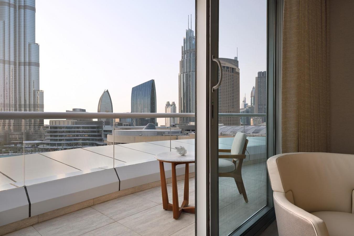 Hotel Address Downtown Dubai Exterior foto The view from a suite